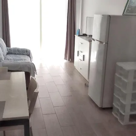 Welcoming In Santa Cruz, 33 M², Shared Pool Apartmán